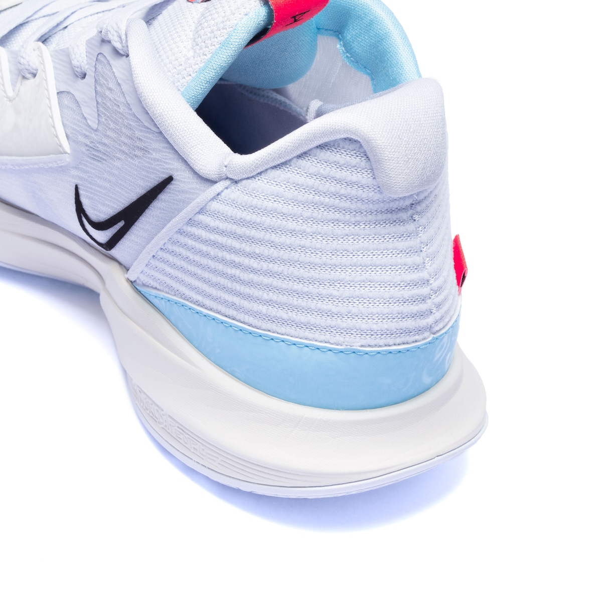 Tênis Nike Kyrie Low 5 - Masculino | Centauro