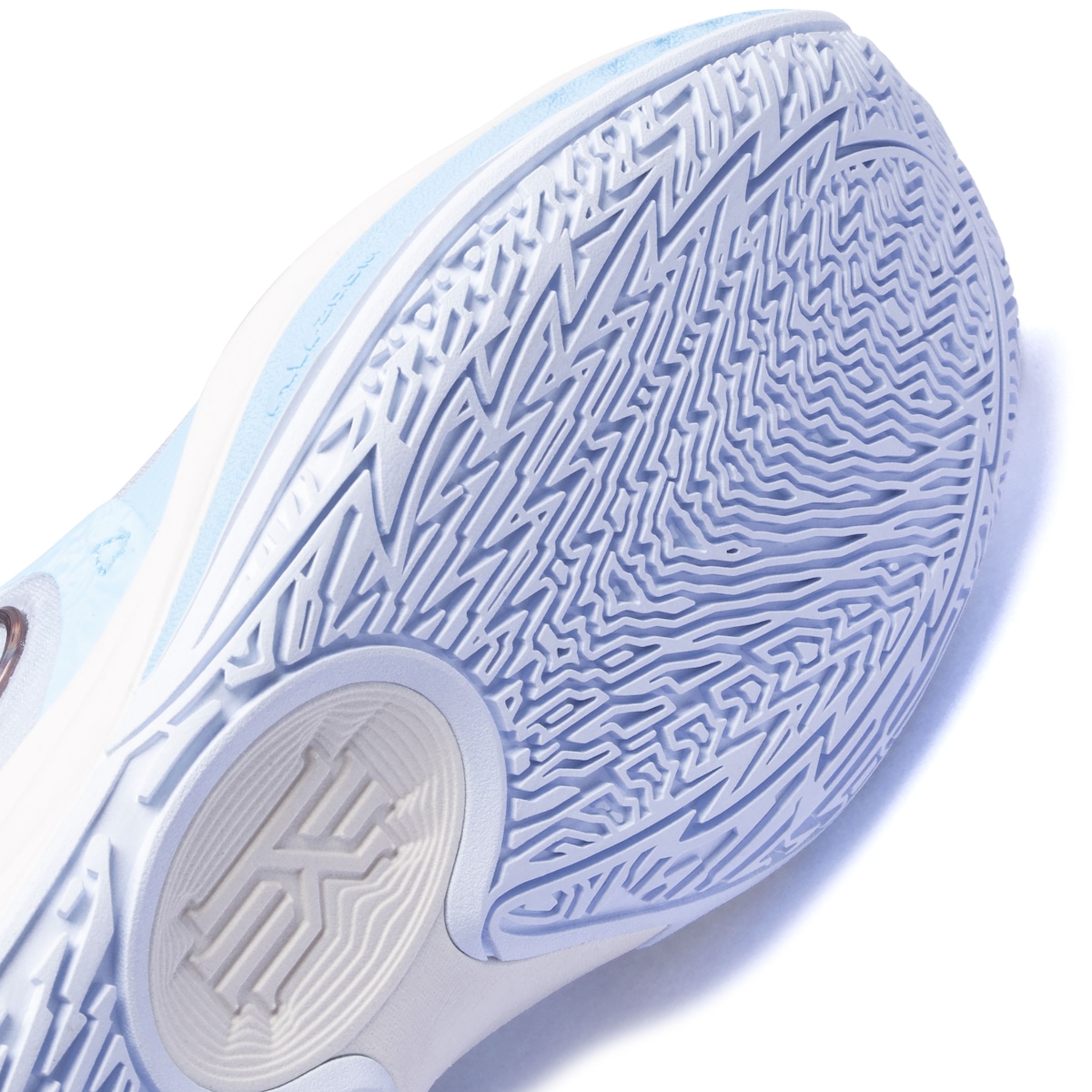 Tênis Nike Kyrie Low 5 - Masculino | Centauro