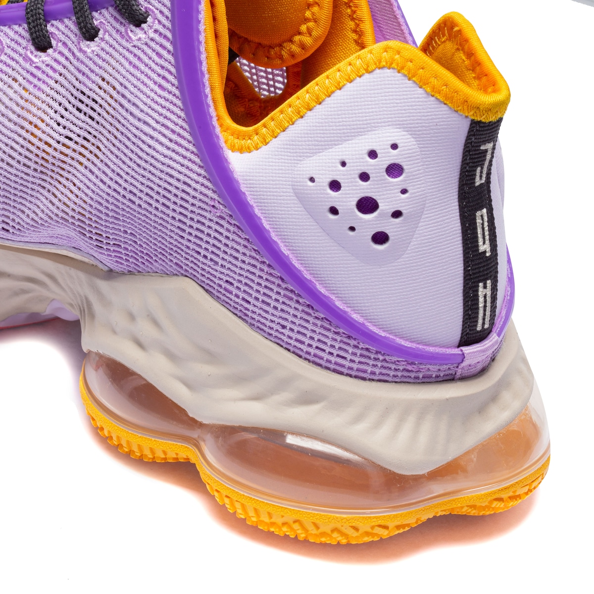 Tênis Nike Lebron XIX Low Seasonal - Masculino | Centauro