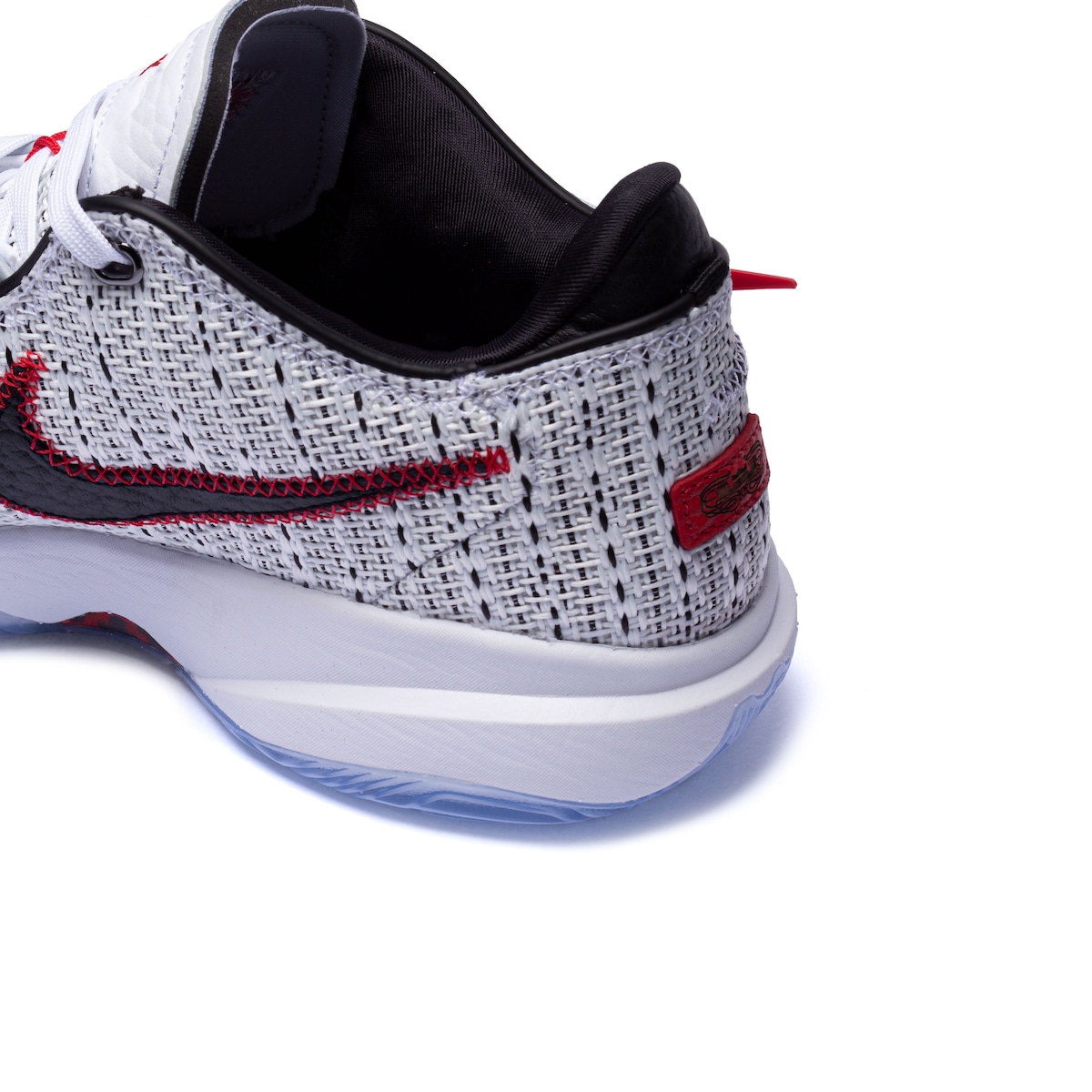 Tênis Nike Lebron XX - Masculino | Centauro