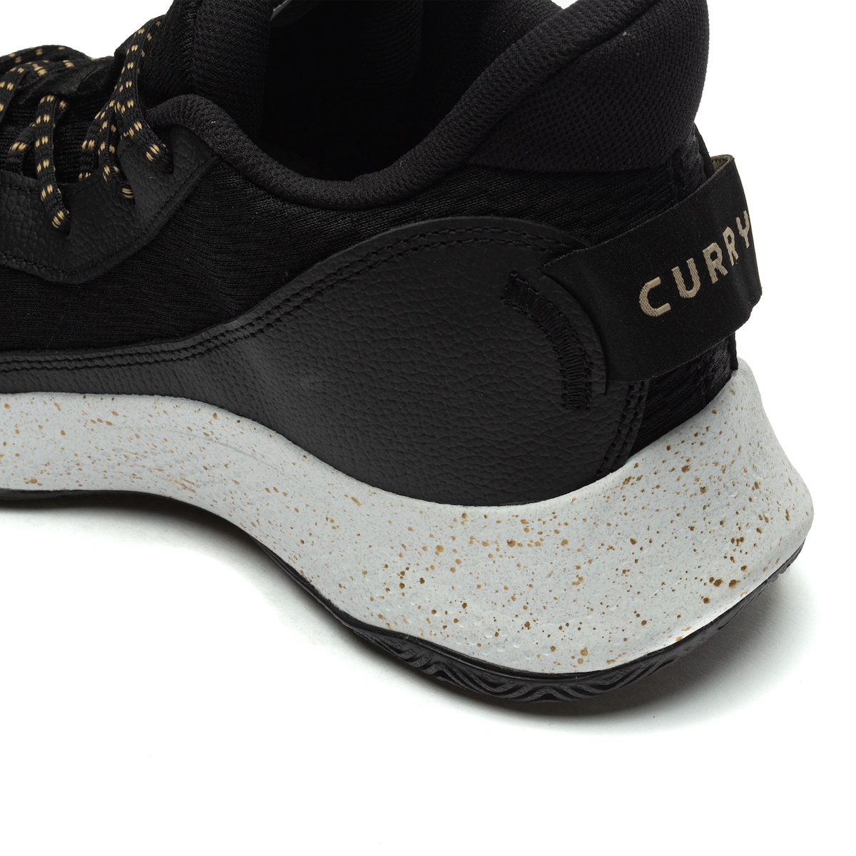 Tênis Under Armour Curry 3Z7 - Masculino em Promoção | Centauro