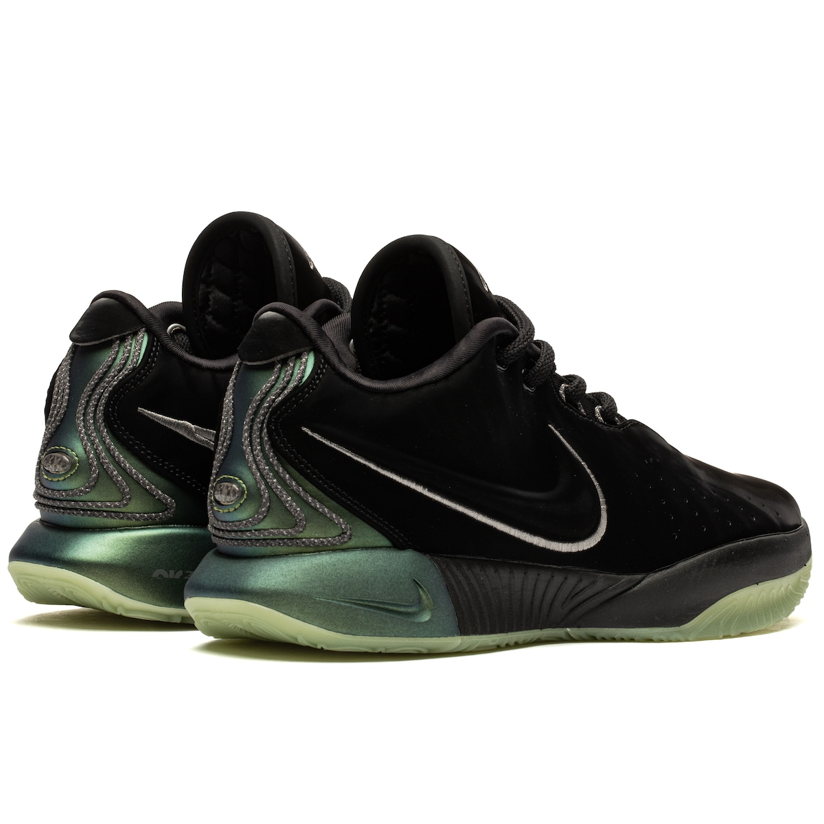 Tênis Nike Lebron XXI - Masculino | Centauro