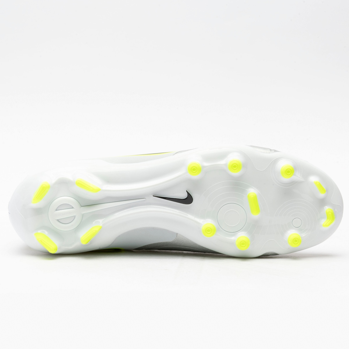 Chuteira de Campo Nike Tiempo Legend 10 Academy Adulto em Promoção