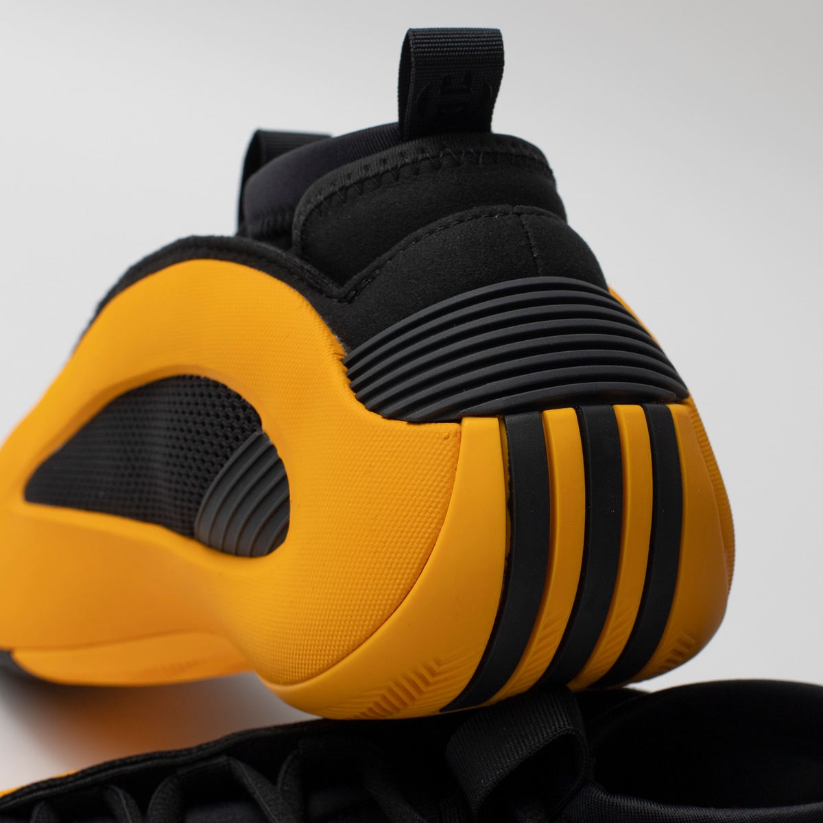 Tênis adidas Harden Volume 8 Masculino | Centauro