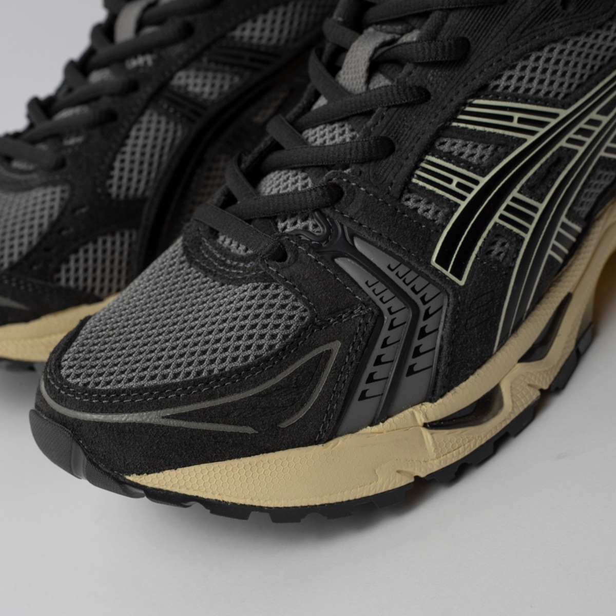 Tênis ASICS Gel-Kayano 14 | Centauro