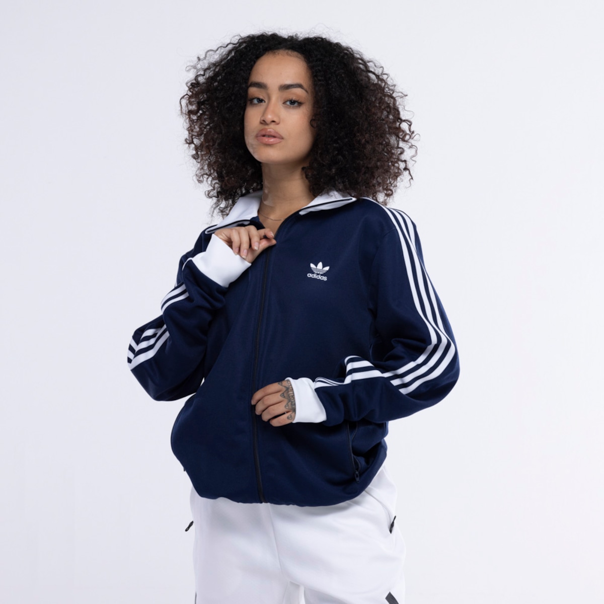 Jaqueta adidas Beckenbauer | Centauro