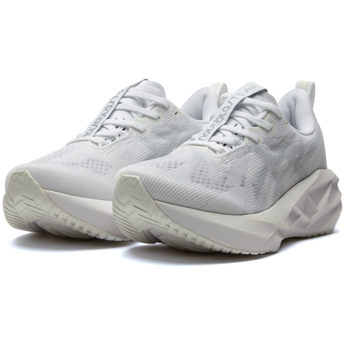 Tênis ASICS Novablast 5 Feminino | Centauro