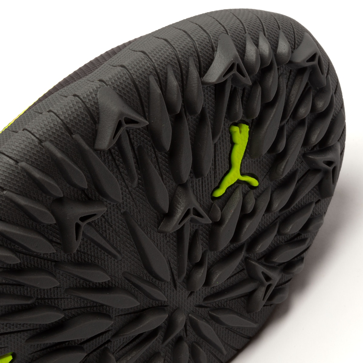 Chuteira Society Puma Ultra 5 Match TT Adulto | Centauro