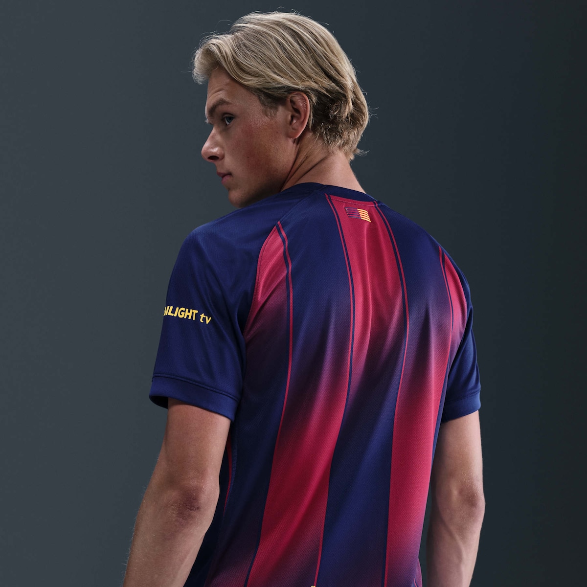 Camisa do Barcelona I 25/26 Torcedor Nike Masculina - Foto 4