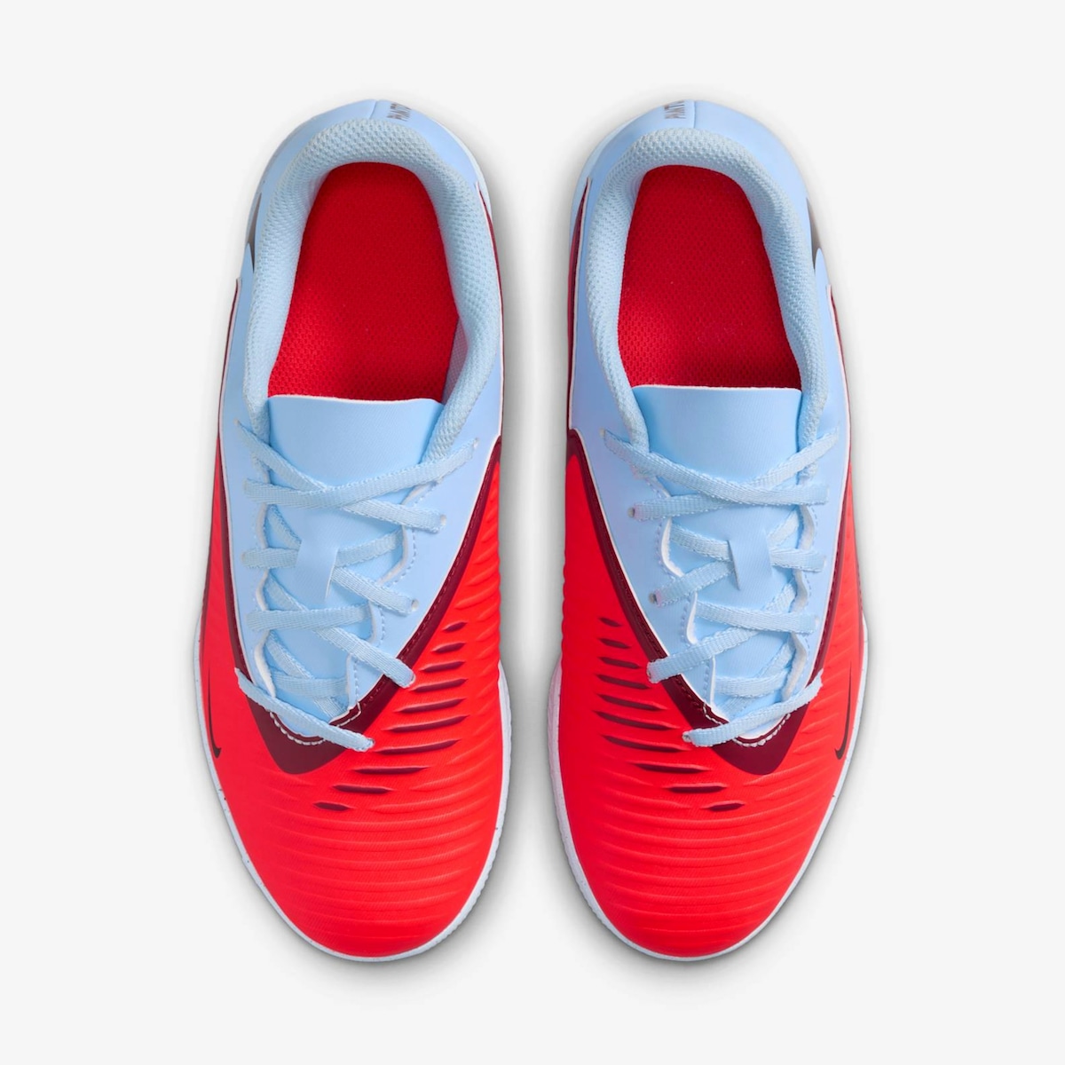 Chuteira Futsal Júnior Nike Phantom 6 Club em Promoção | Centauro