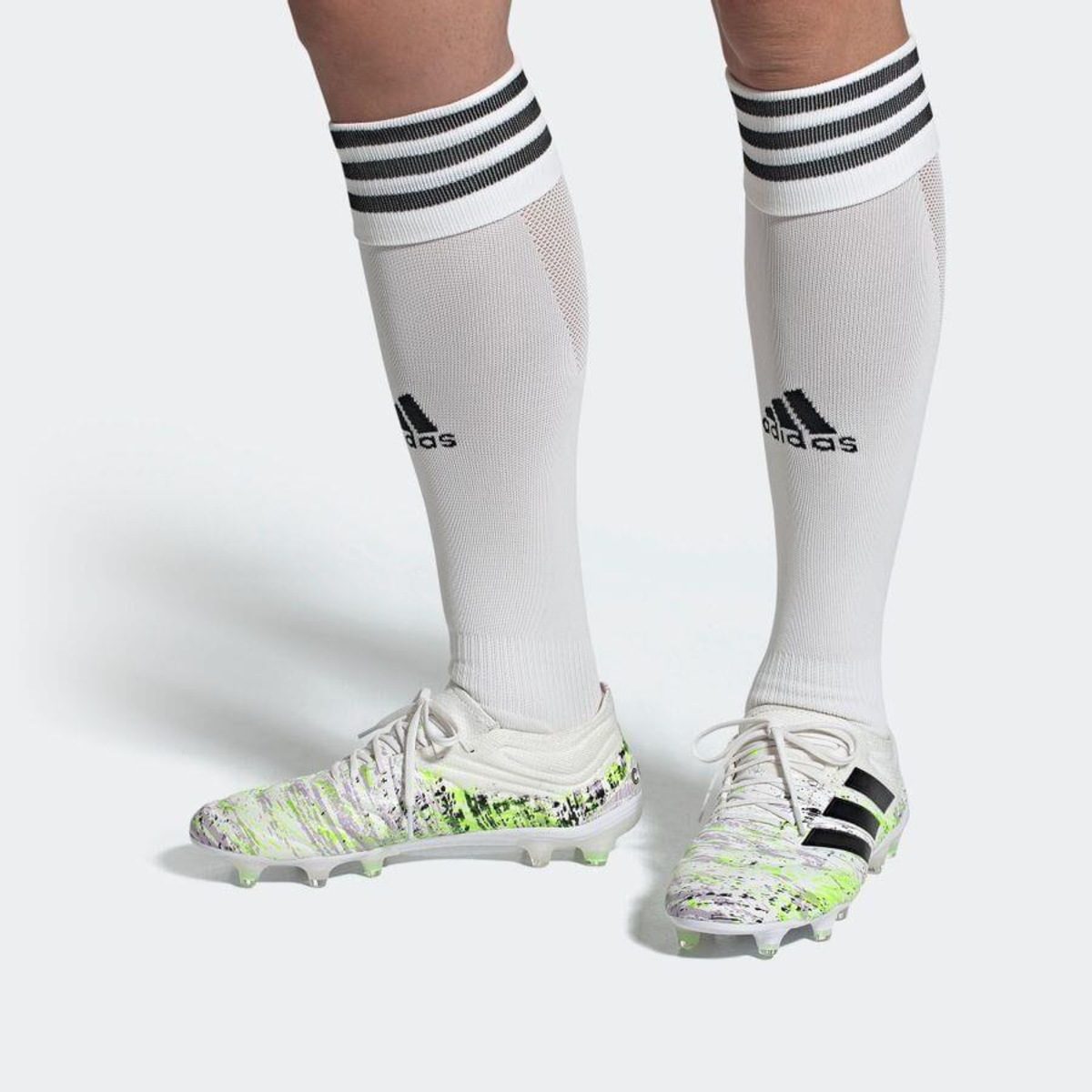 Chuteira de Campo adidas Copa 20.1 - Adulto | Centauro