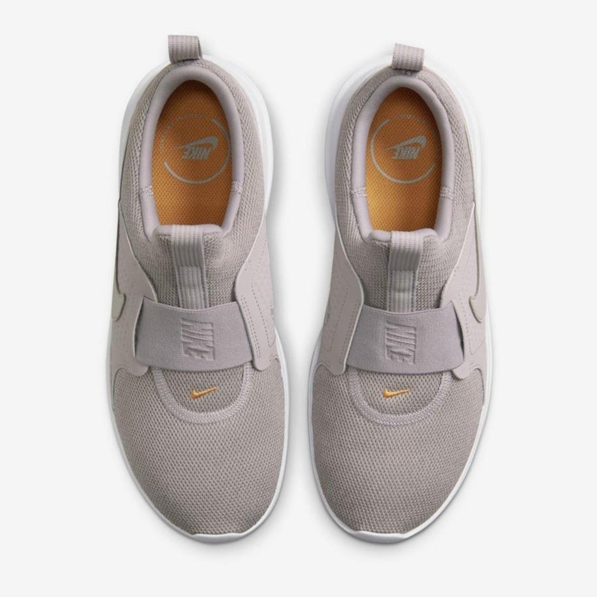 nike ad comfort shoes