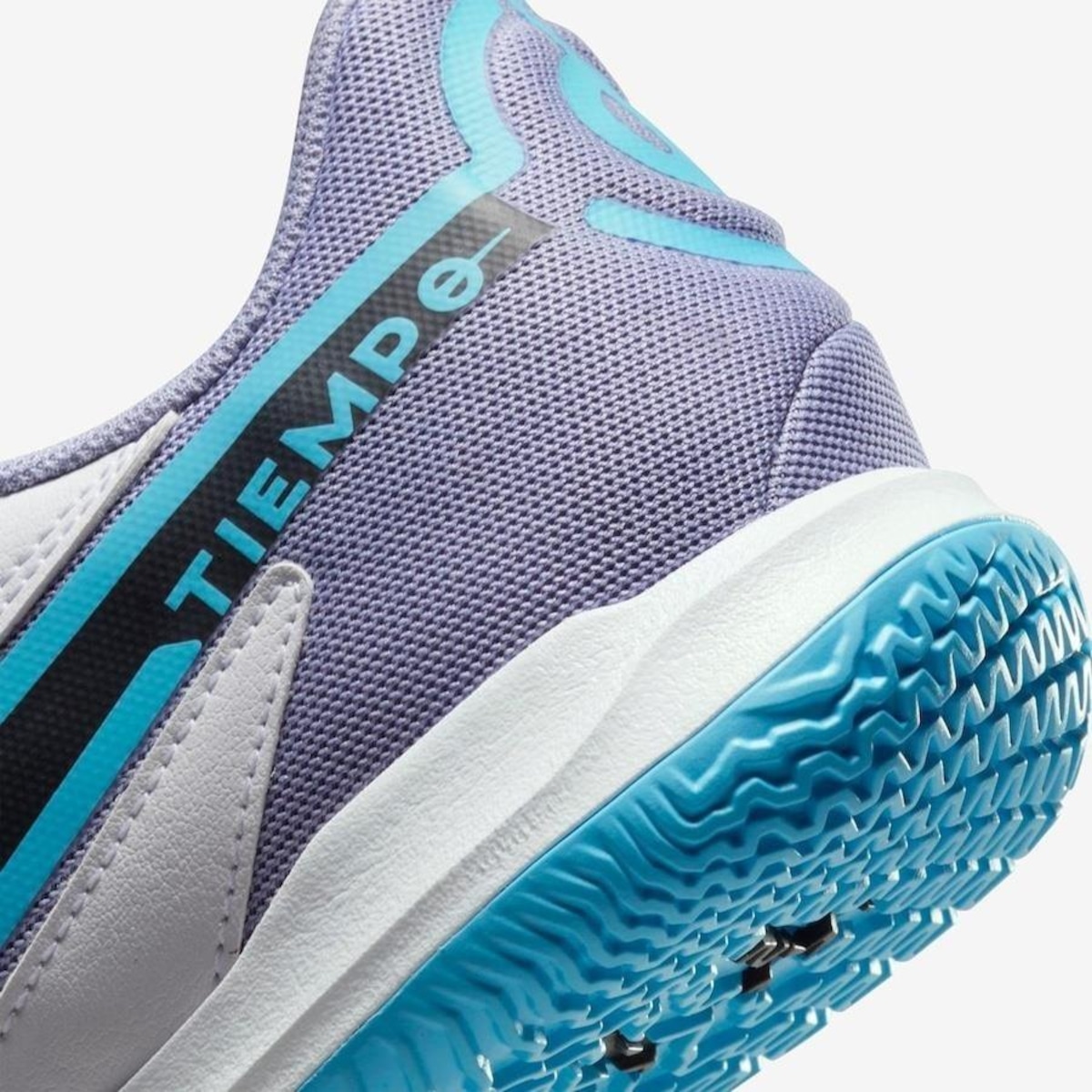 Chuteira de Futsal Nike Tiempo Legend 9 Academy - Adulto | Centauro