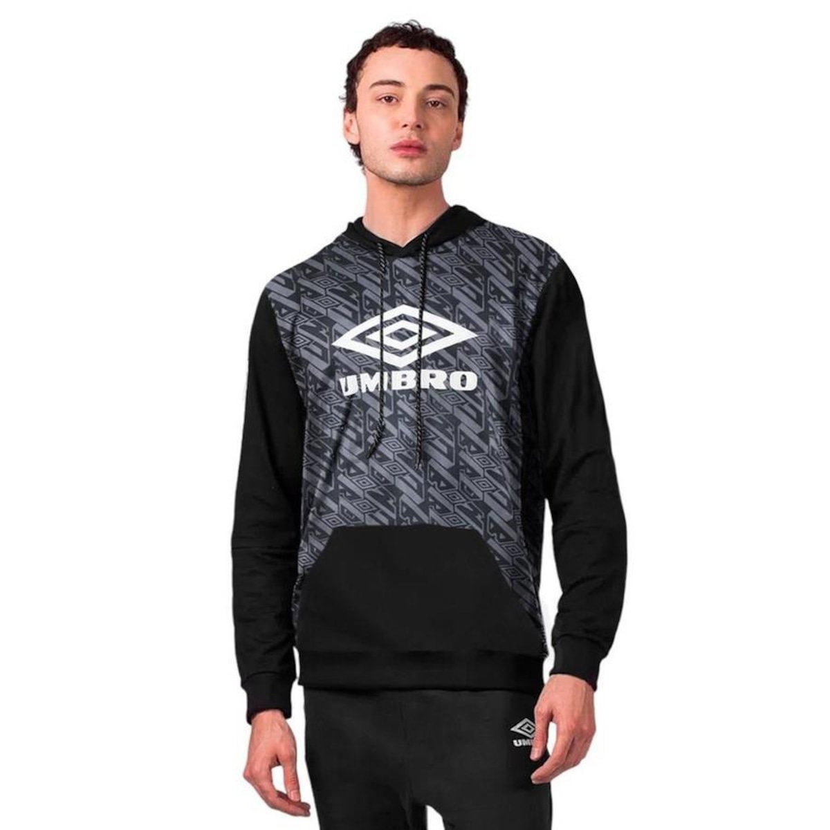 Blusão de Moletom Umbro Graphic Club Masculino em Promoção