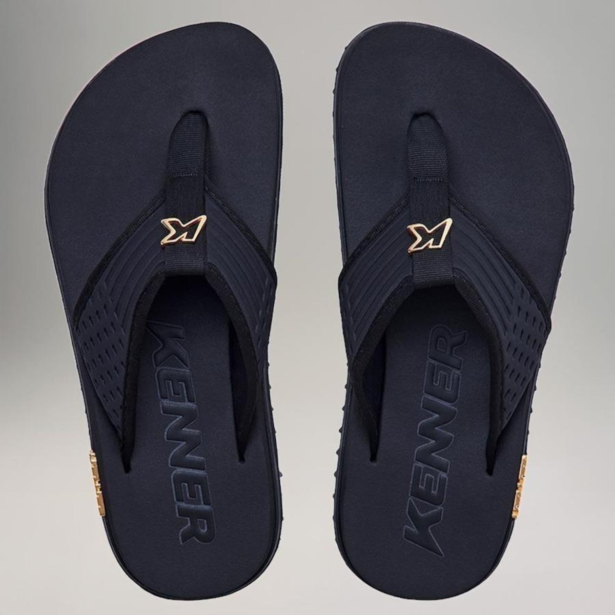 NEO.takechi Chinelo Kenner original você encontra na Decker Calçados!