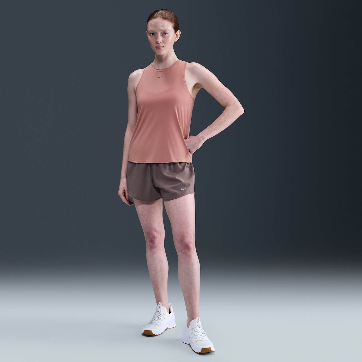 Camiseta Regata Nike Dri-FIT One Feminina Centauro