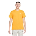 Camiseta Básica Nike Club Logo Pequeno Masculina AMARELO CLARO