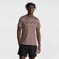 Opção de cor MARROM de Camiseta Masculina ASICS Manga Curta Logo Ao Cmc Ct