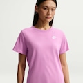 Camiseta Feminina Nike Manga Curta Sportswear Club ROSA/ROSA CLA