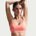 Top Fitness com Bojo Nike Baixa Sustentação Dri-Fit Indy SPT BRA CORAL