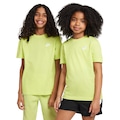 Camiseta Juvenil Nike Manga Curta Sportswear Embroidered Future VERDE CLARO
