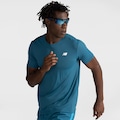 Opção de cor MORANGO + BAUNILHA de Camiseta Masculina New Balance Manga Curta Sport Essentials