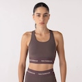 Top Fitness com Bojo Removível New Balance Média Sustentação Sport Essentials Active MARROM