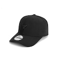 Boné Chicago Bulls NBA New Era 9Forty Pin Aba Curva PRETO