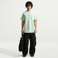 Opção de cor 1 de Camiseta Nike Sportswear Premium Essentials Masculina
