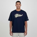 Camiseta Champion Ath Patchwork Pennant - Masculina AZUL ESCURO