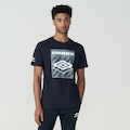 Camiseta Umbro Authentic Club - Masculina PRETO