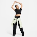 Camiseta Nike Sportswear Slim - Feminina PRETO