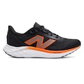 Opção de cor PRETO/LARANJA de Tênis New Balance Fresh Foam Arishi V4 - Masculino