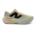 Tênis New Balance Supercomp Trainer V3 - Feminino BEGE