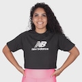 Camiseta New Balance Cropped Essentials Basic - Feminina PRETO