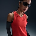 Camiseta Regata Nike Dri-Fit ADV AeroSwift - Feminina VERMELHO