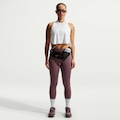 Calça Legging Nike Dri-FIT Swift - Feminina MARROM