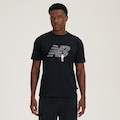 Camiseta New Balance Chalk Board Logo - Masculina PRETO