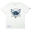 Camiseta New Era Charlotte Hornets Fanpage Masculina OFF WHITE