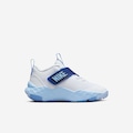 Tênis Infantil Nike Team Hustle D12 BRANCO/AZUL