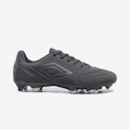 Chuteira de Campo Adulto Umbro Attak Iii PRETO