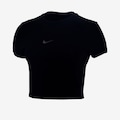 Camiseta Cropped Nike Sportswear Chill Feminina PRETO