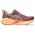 Tênis  Feminino Asics Novablast 5 MARROM/LARANJA