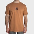 Camiseta New Era New York Yankees Masculino MARROM