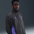 Jaqueta Barcelona Nike Kobe Strike Masculina PRETO/ROXO