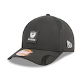 Boné New Era 9Forty M-Crown Oakland Raiders NFL Sideline Masculino PRETO