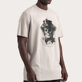 Camiseta MCD Aviamentação Caveira SM26 Masculina CAQUI
