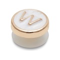 Jibbitz Crocs Letra W Perolizada BRANCO