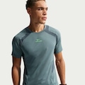 Camiseta Dri-FIT Nike Pro ADV Masculina VERDE/CINZA