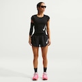 Shorts Dri-FIT Nike Tempo Flow Swoosh Feminino PRETO/BRANCO